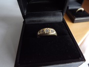 small 9ct gold three  stone cz ring size H